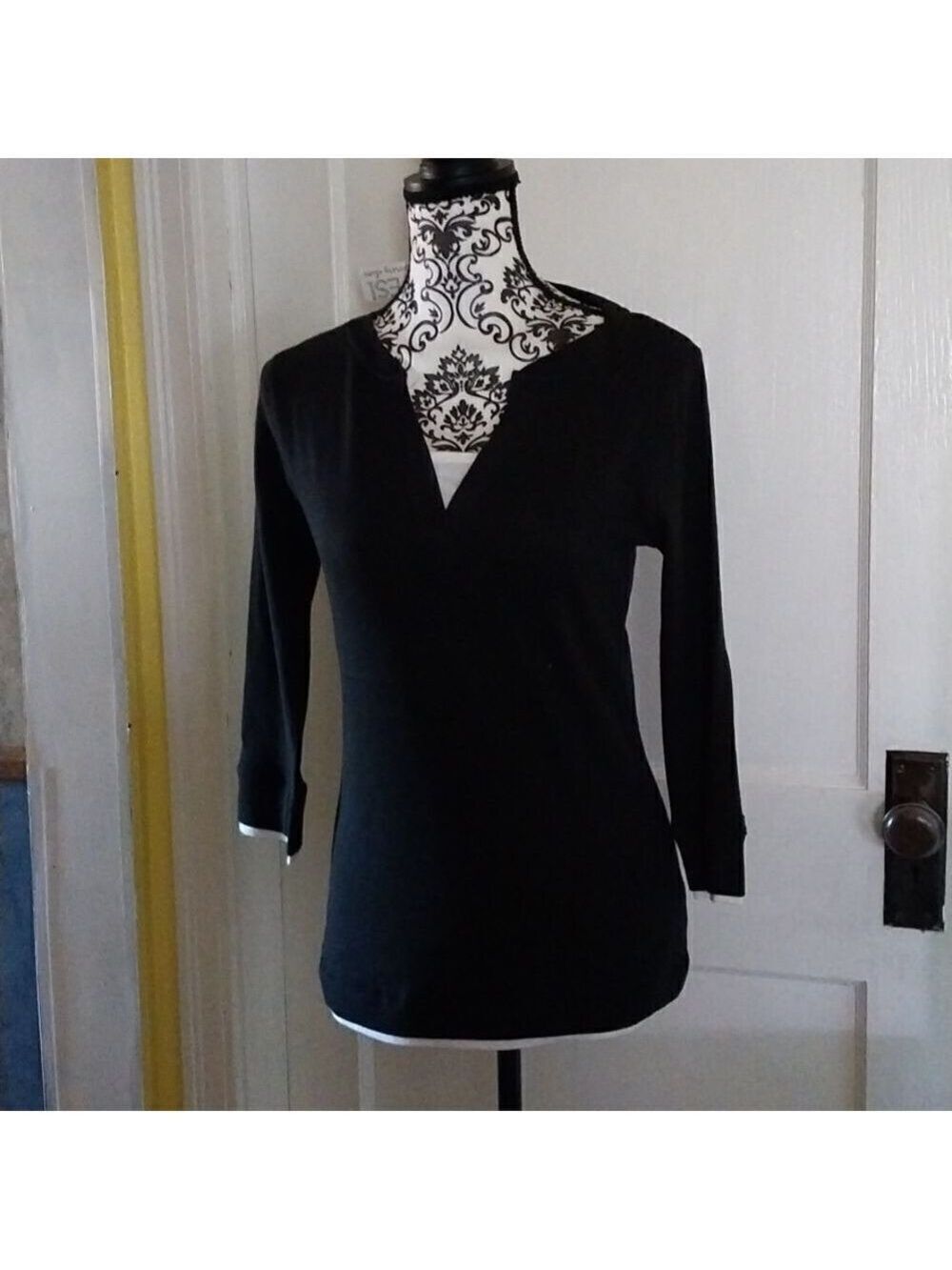 NWT Women Vesi Black  Thermal Long Sleeve Women Top Size S